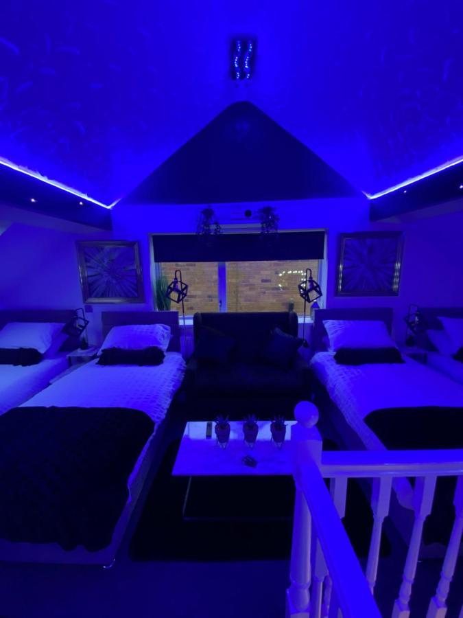 New…The Hottub House Blackpool Pleasure Beach Extérieur photo