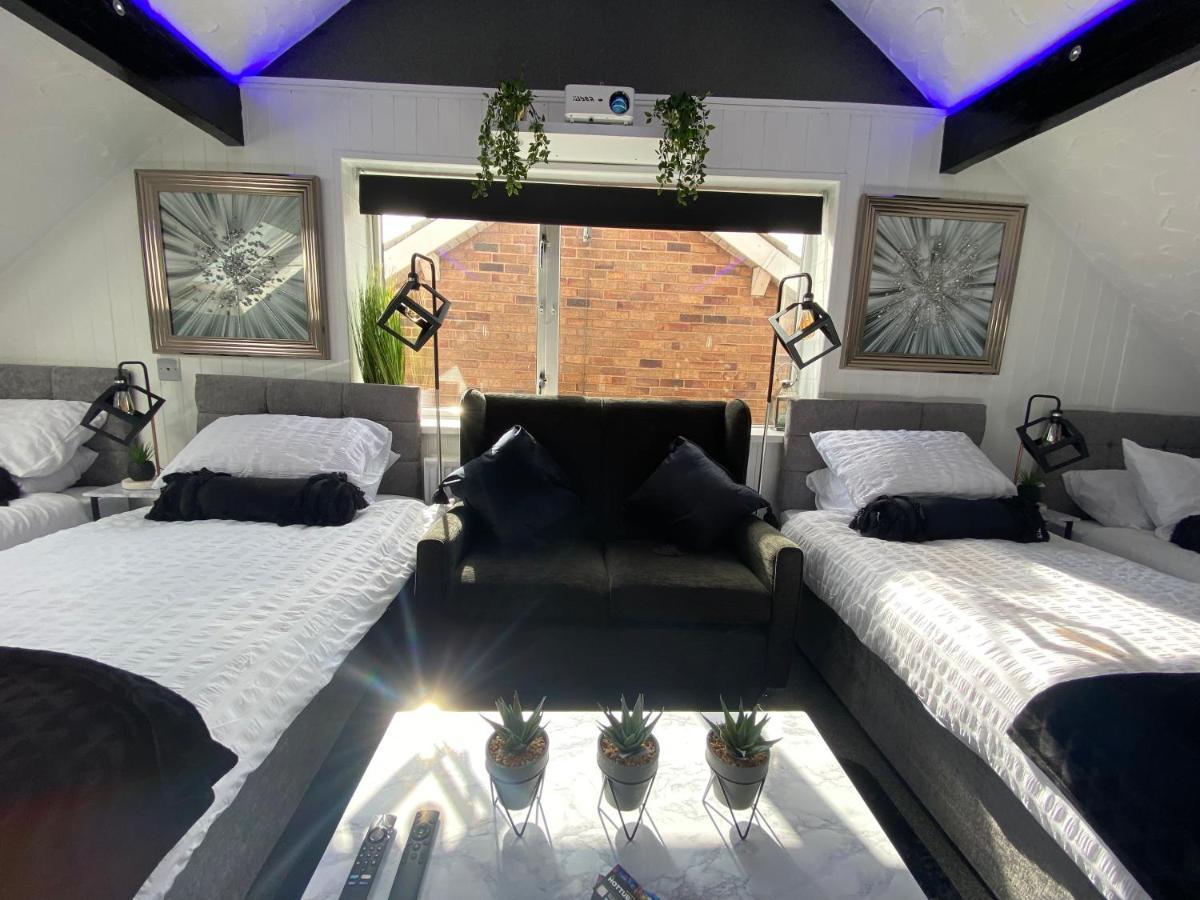 New…The Hottub House Blackpool Pleasure Beach Extérieur photo