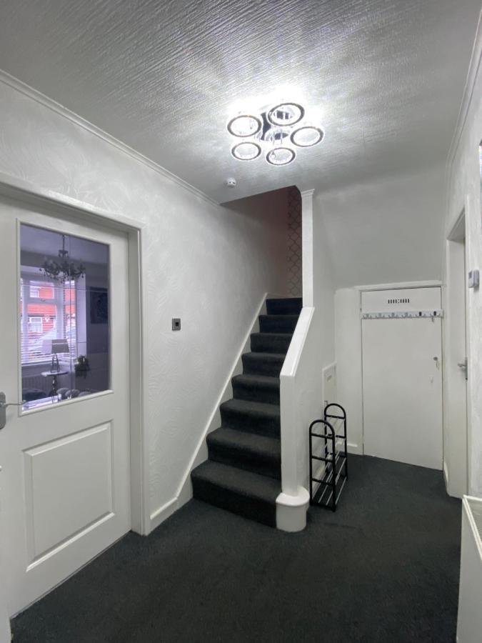 New…The Hottub House Blackpool Pleasure Beach Extérieur photo